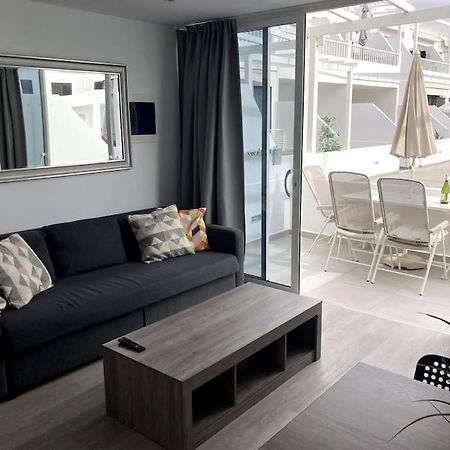 Puerto Del Carmen Airconditioned 2Bed Poolside Apt ภายนอก รูปภาพ